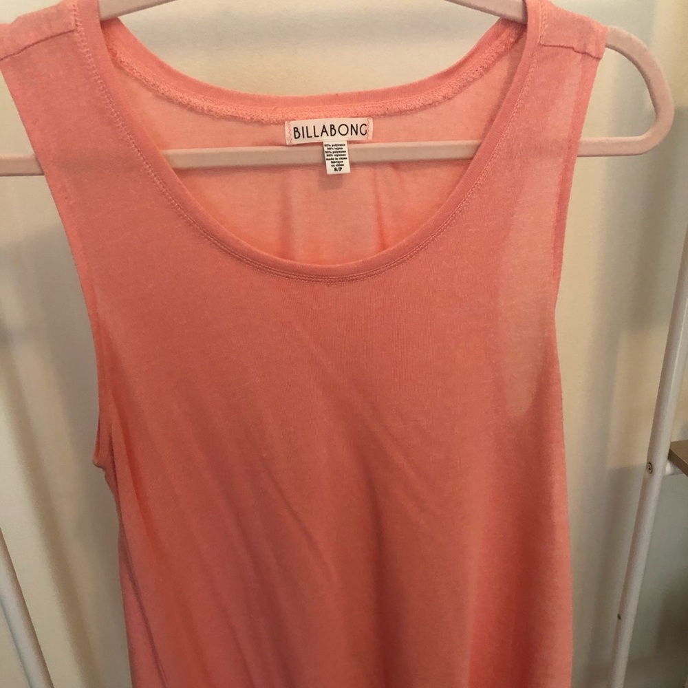 Flowy tank